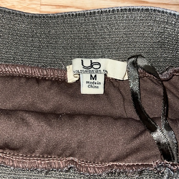 YA Las Angeles Brown Fur Skier Size Medium - Picture 3 of 4